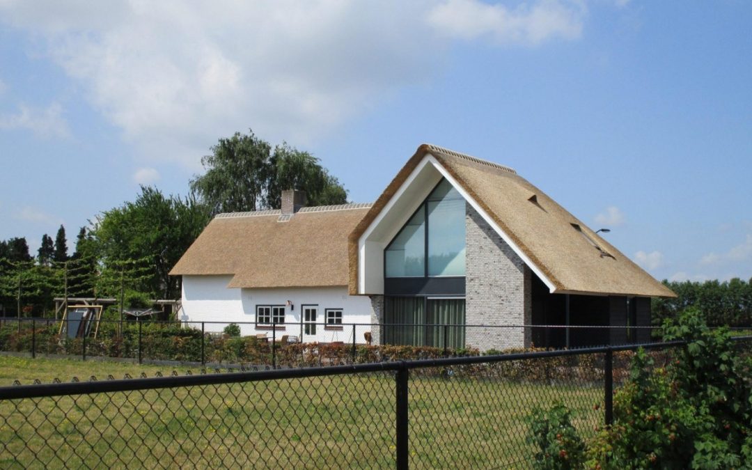 Verbouwde boerderij in Den Hout